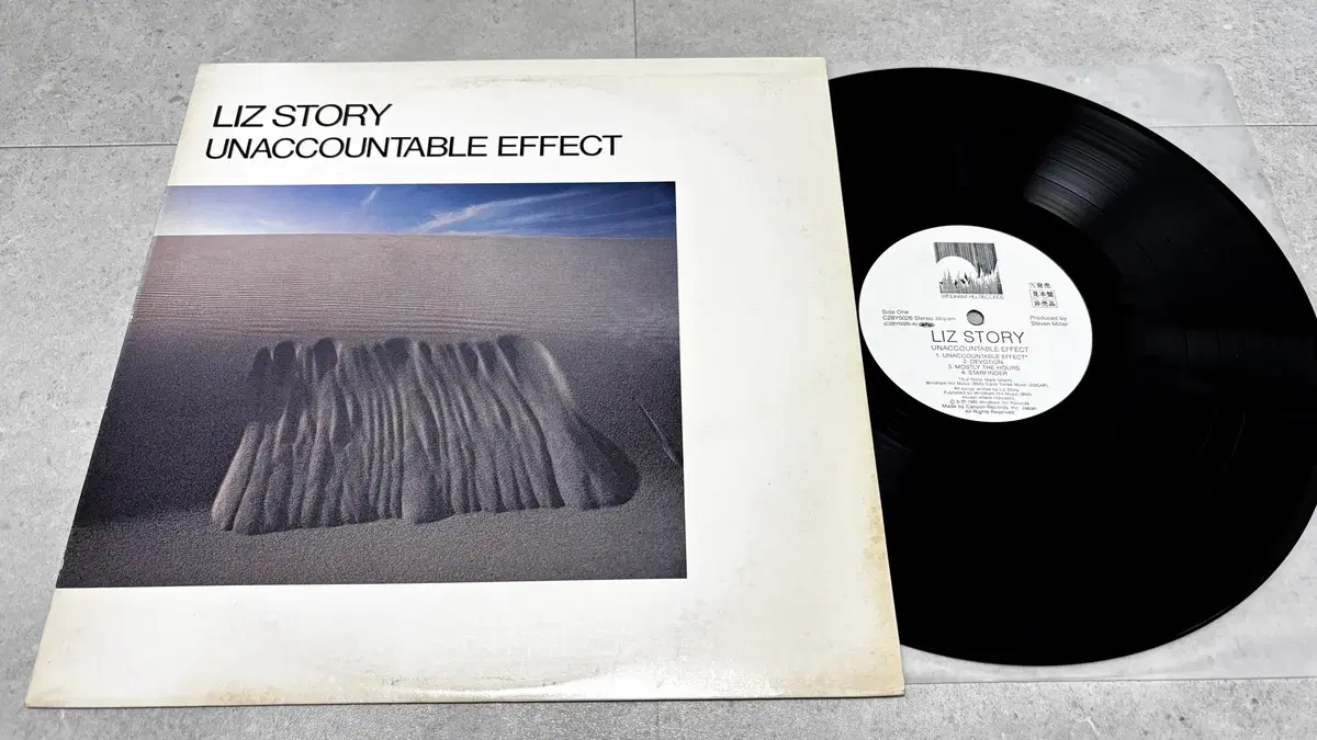 [중고LP] Liz Story - Unaccountable Effect