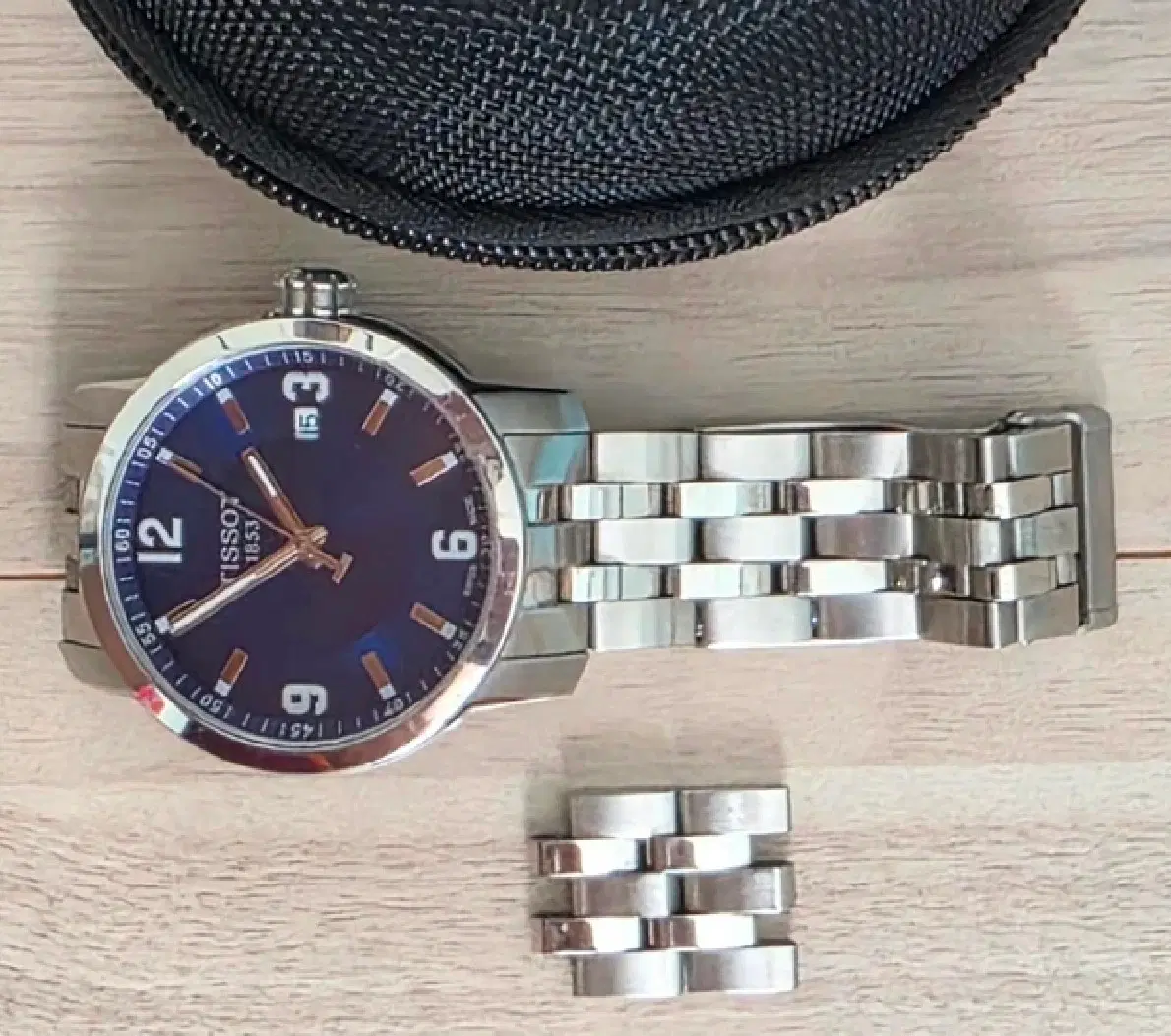 티쏘 (TISSOT) PRC200 신형 논크 청판 쿼츠시계