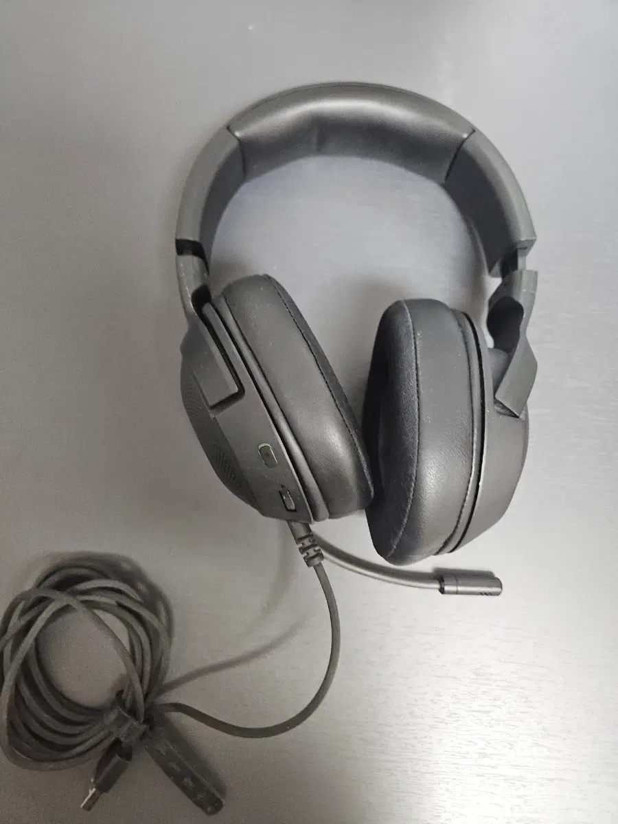 Razer Kraken V3 X 미사용