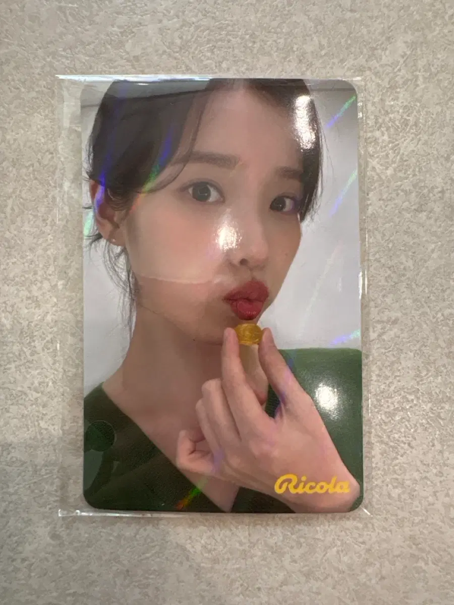 아이유 리콜라 포카
