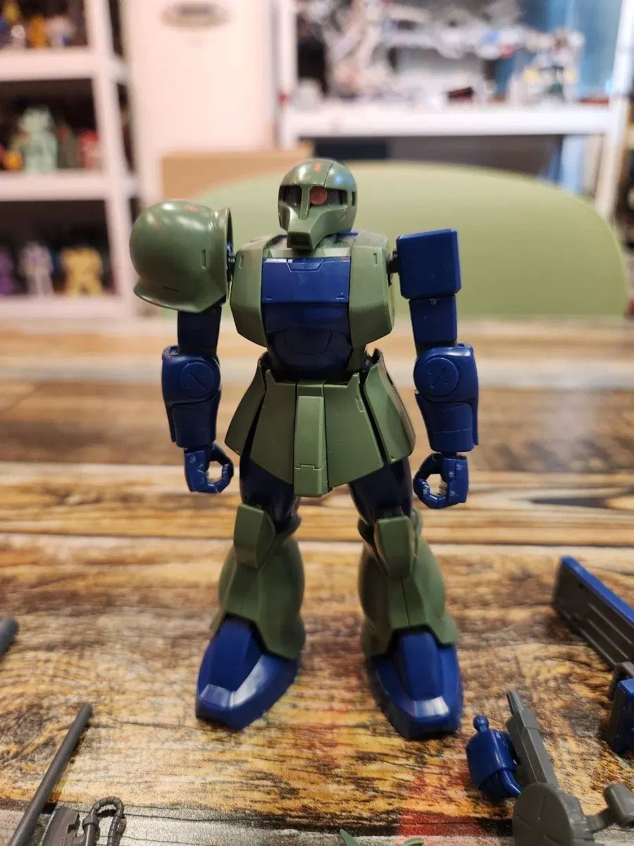 HG 자쿠 건담