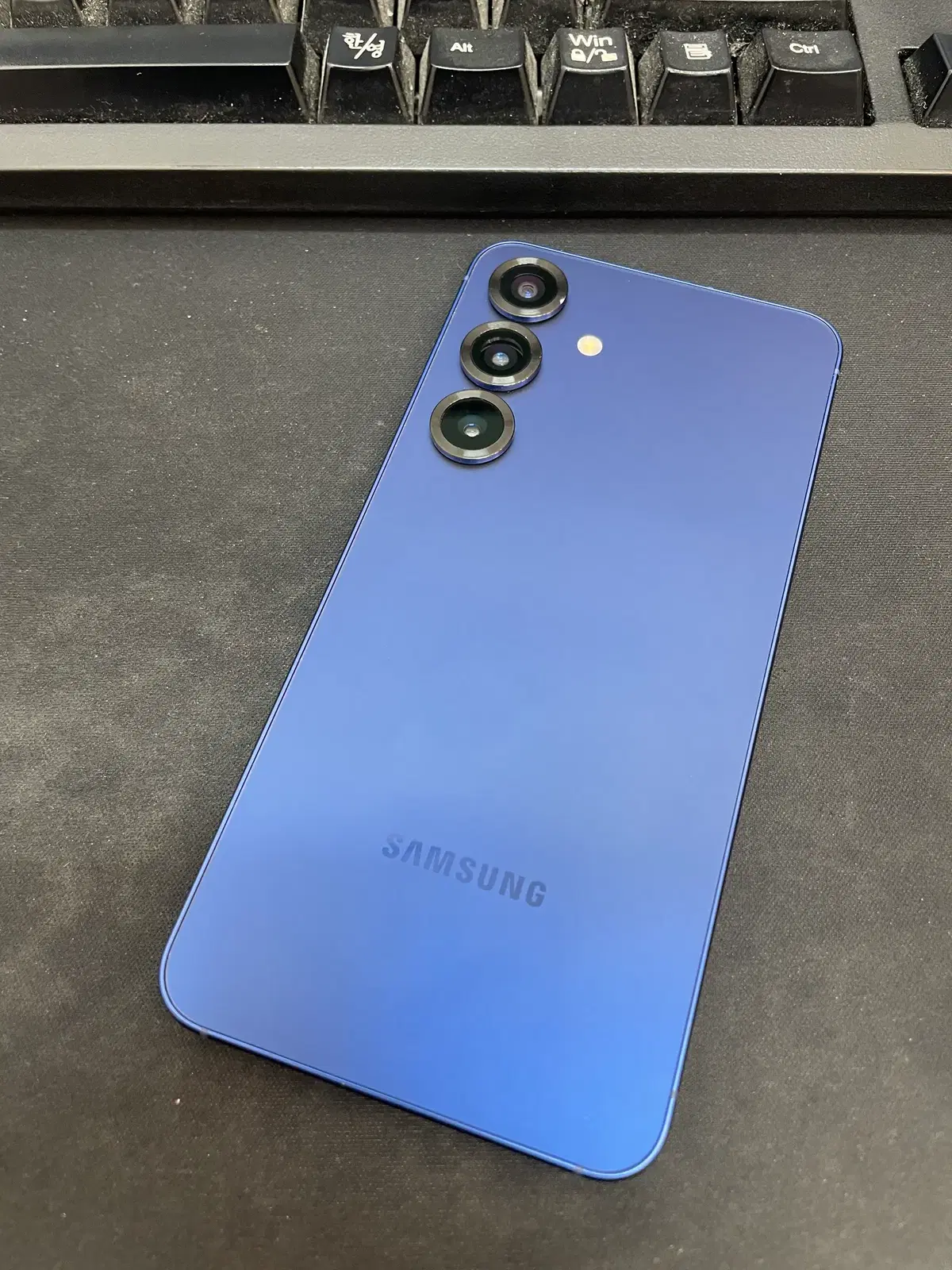 갤럭시S25 네이비 256GB 무잔상 상태좋은 중고70만8천팝니다