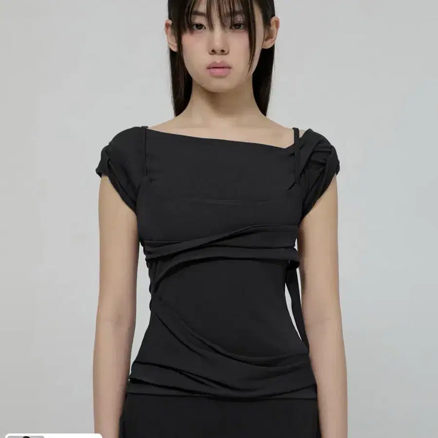 [새상품] 플레어업 Layered Bustier T-Shirt 블랙