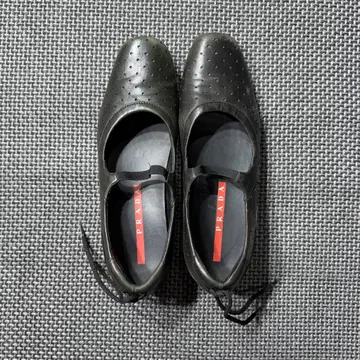 Prada スポーツローファー (270)