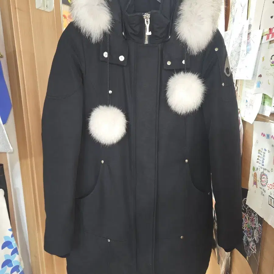 무스너클 여성 오리지널 스틸링 블랙 파카 M사이즈 롱 패딩