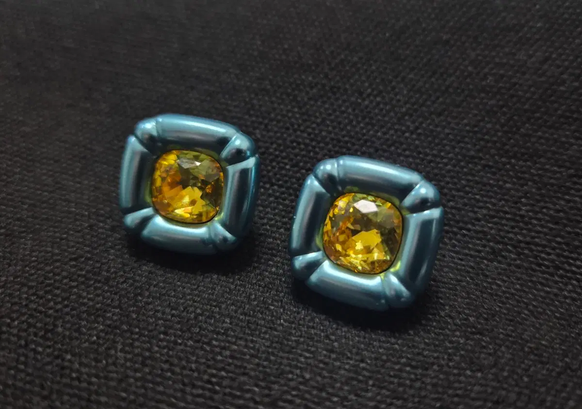 Swarovski 스와로브스키 블루 Dulcis 둘키스 이어링 귀걸이