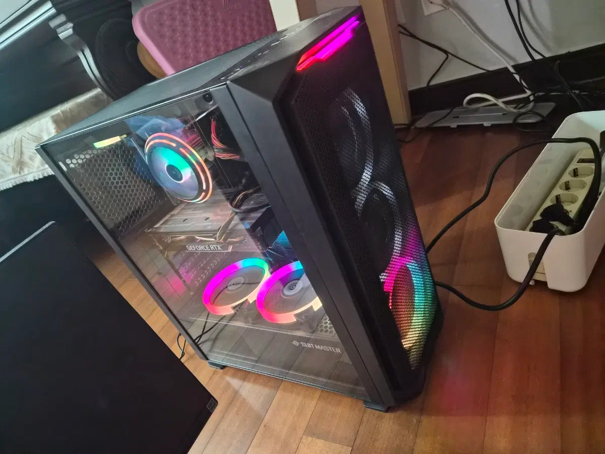 RTX 2060 인텔 i5-10400 램16G 게이밍 PC 본체