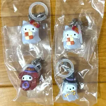 산리오 할로윈 메지루시 액세서리 키티 포차코 4개 세트
