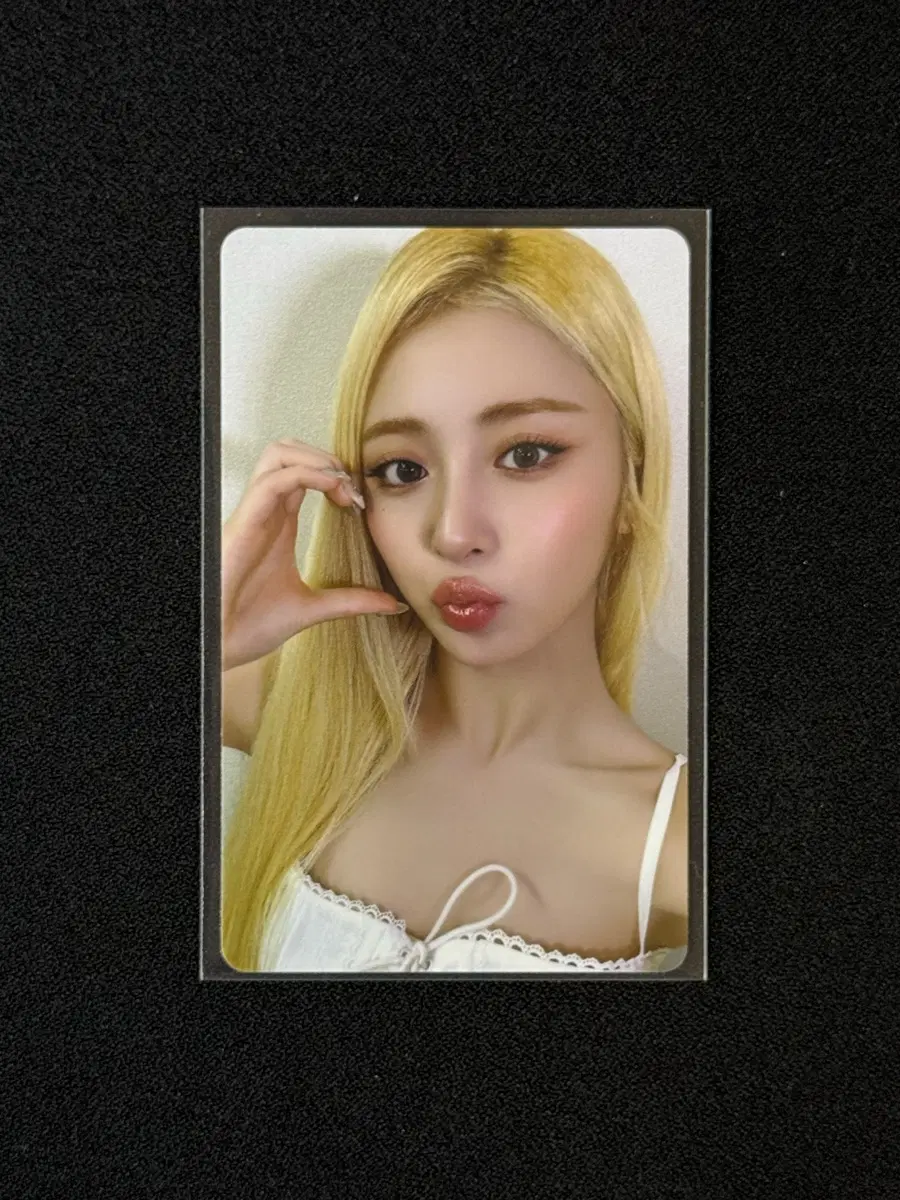르세라핌 MMN 위버스 예판 특전 윤진