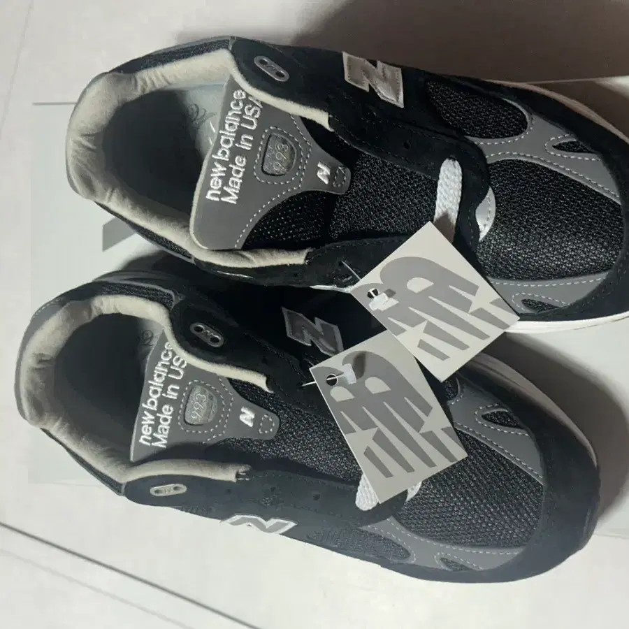 뉴발란스 993 우먼스 블랙 us9 D(Wide) 메이드인 usa