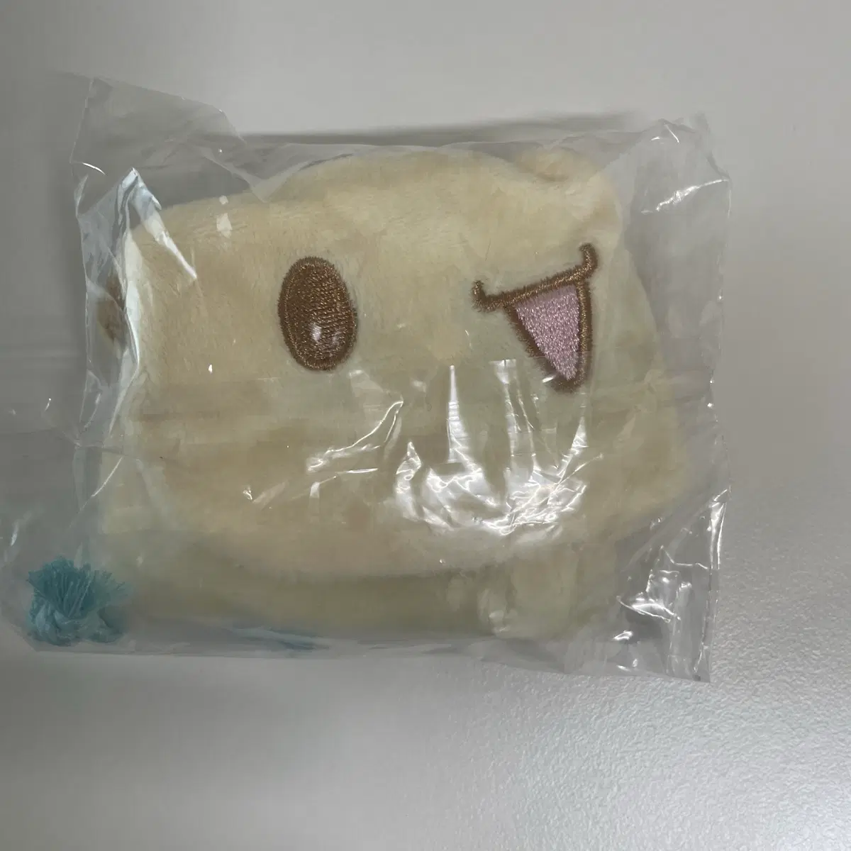 산리오 시나모롤 후와후와 쉬폰 가챠 파우치
