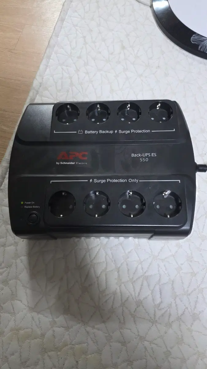 APC 백업 ES 550 무정전 전원 장치