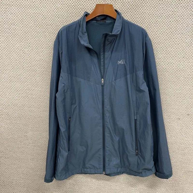 밀레 등산 바람막이 자켓 105 D09919
