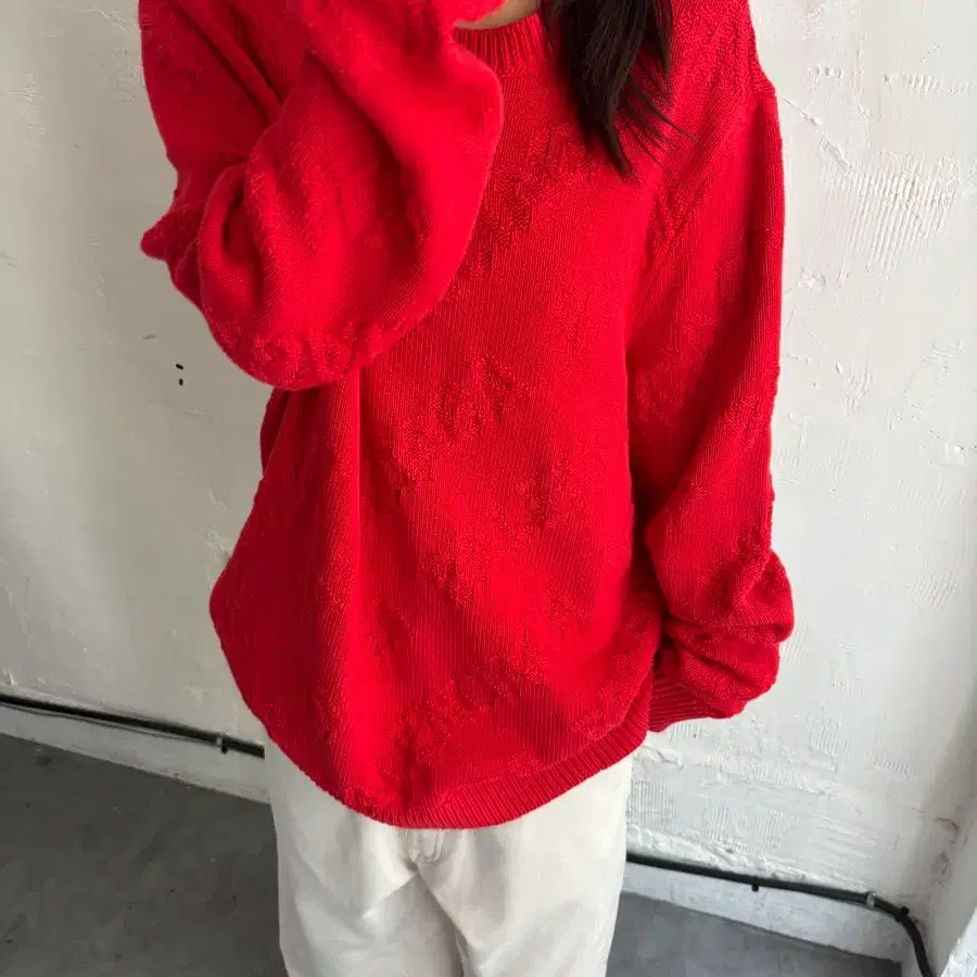 Balenciaga 발렌시아가 레드 로고 오버 니트