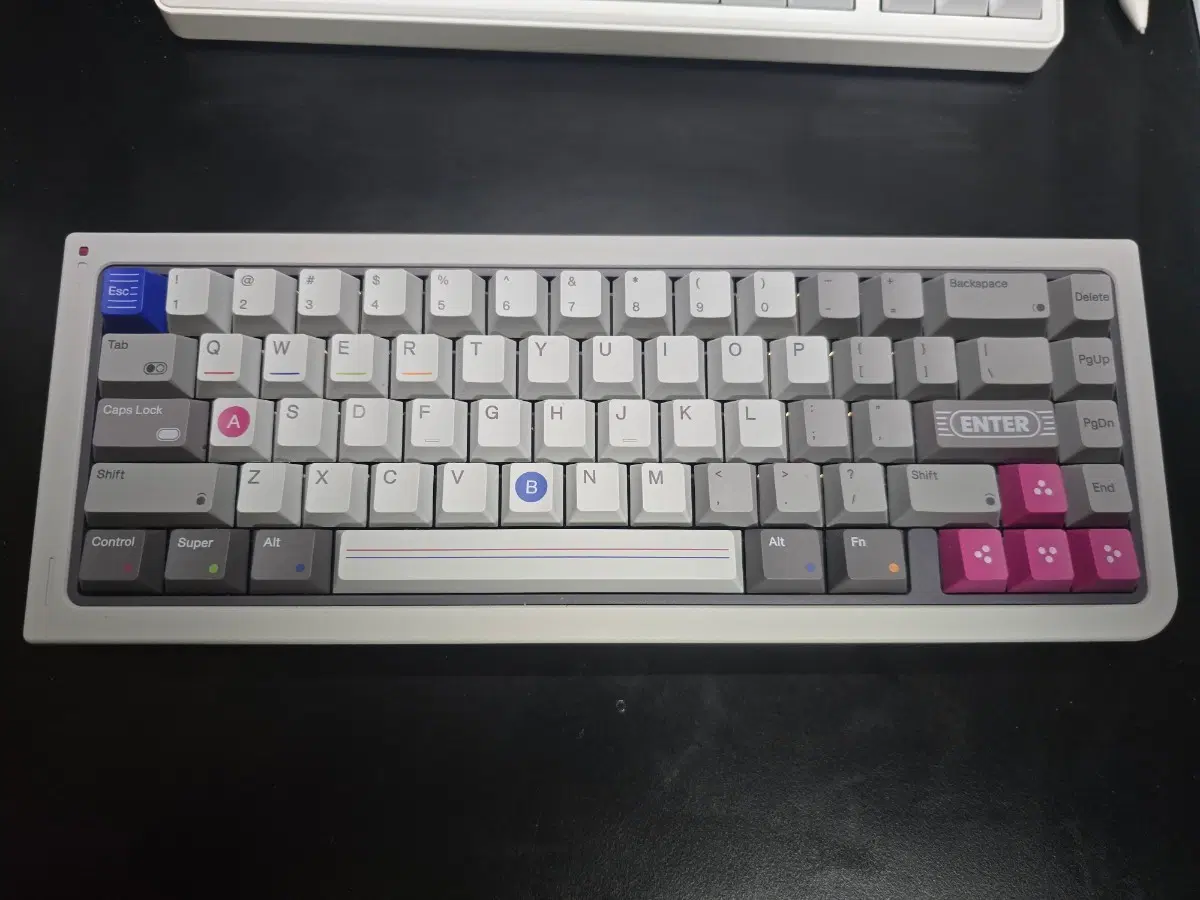 80Retros GB65 커스텀 기계식 키보드