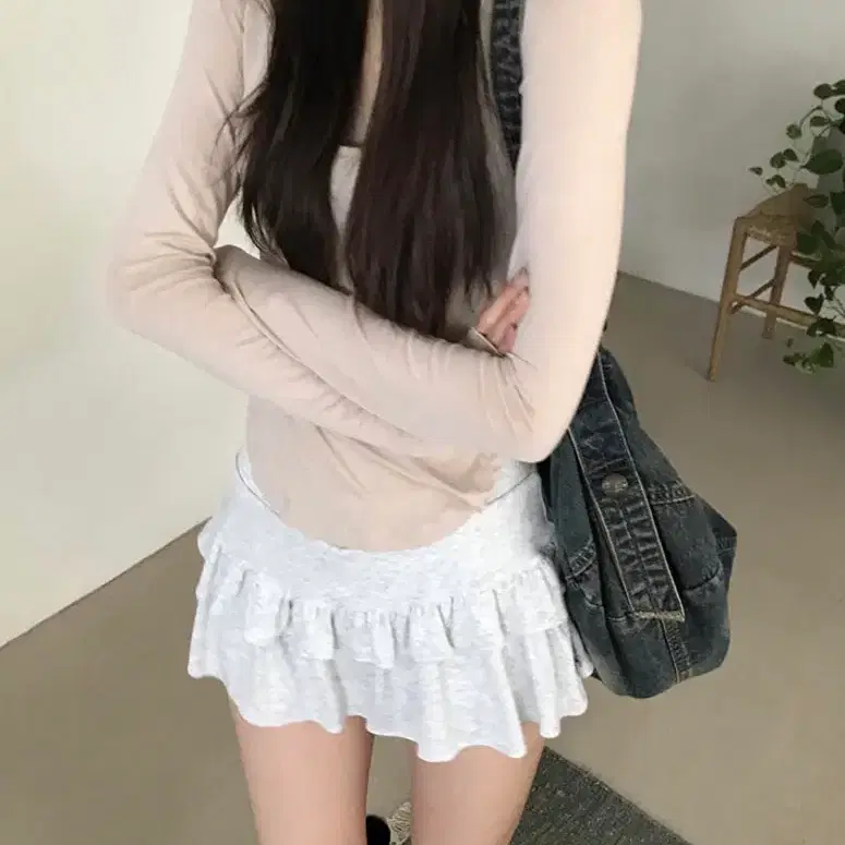 [새상품] 프릴 미니스커트 그레이 속바지내장