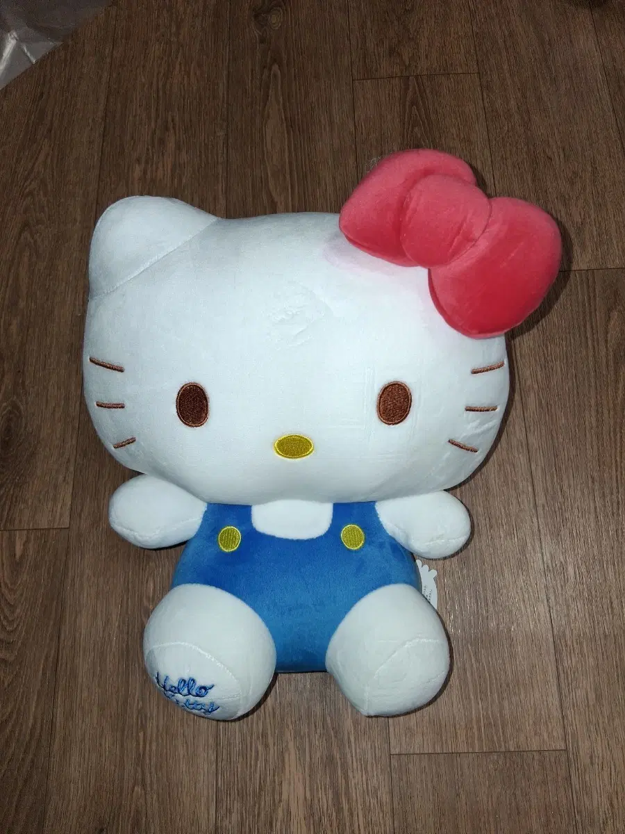 헬로키티 봉제인형 파랑 멜빵(무료배송)