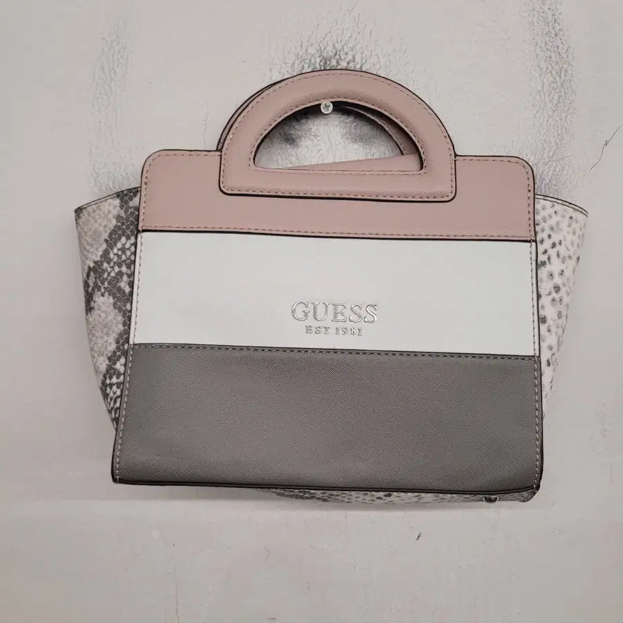 [free size] GUESS 게스 토트백 손가방