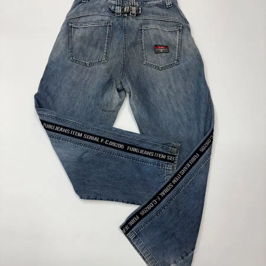 90s FUBU 후부 사이드라인 시리얼 데님 팬츠