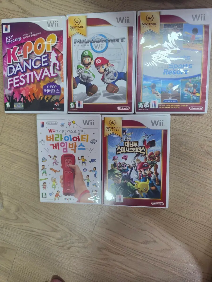닌텐도 Wii 게임 6종 + 리모컨 3개 + 눈차크/핸들 일괄판매 (개별구매,네고 가능)