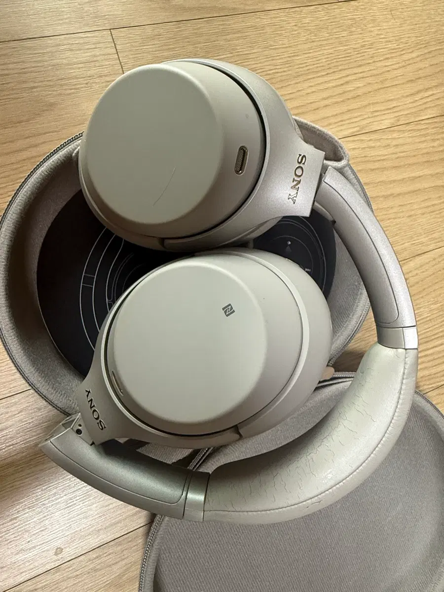 소니 WH-1000XM3 헤드폰