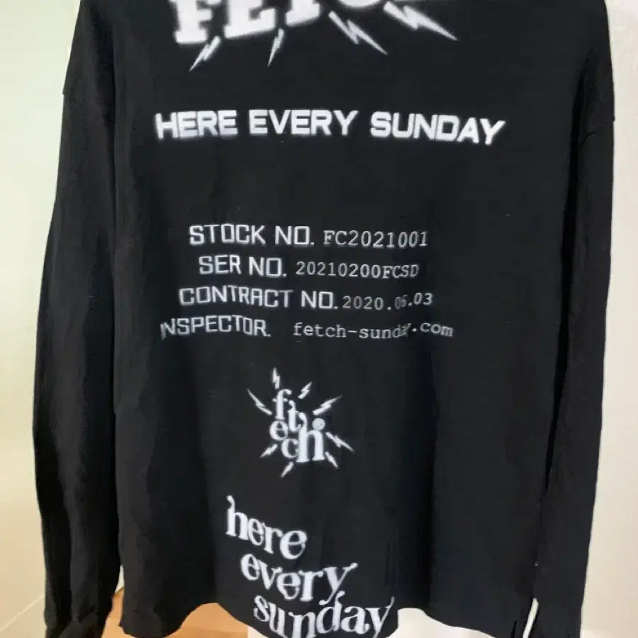Fetch Here Every Sunday 긴팔 티셔츠 블랙