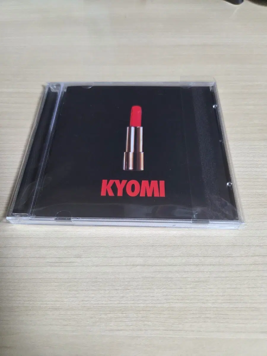 XXX KYOMI (교미) cd 개봉