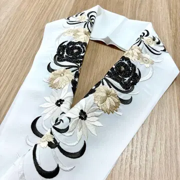 [새상품] 실엘리 자수 가득 장식용 깃 꽃무늬 금은 블랙 큐빅 후리소데 성인식