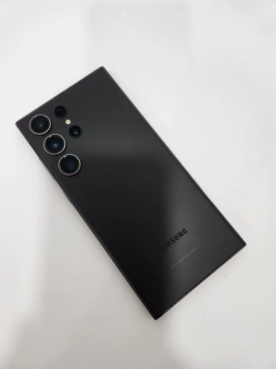 특A급 갤럭시 S23울트라 512GB 블랙 무잔상 대구중고폰 부산중고폰 서울중고폰 창원중고폰 울산중고폰 영천중고폰 경산중고폰 천안중고폰