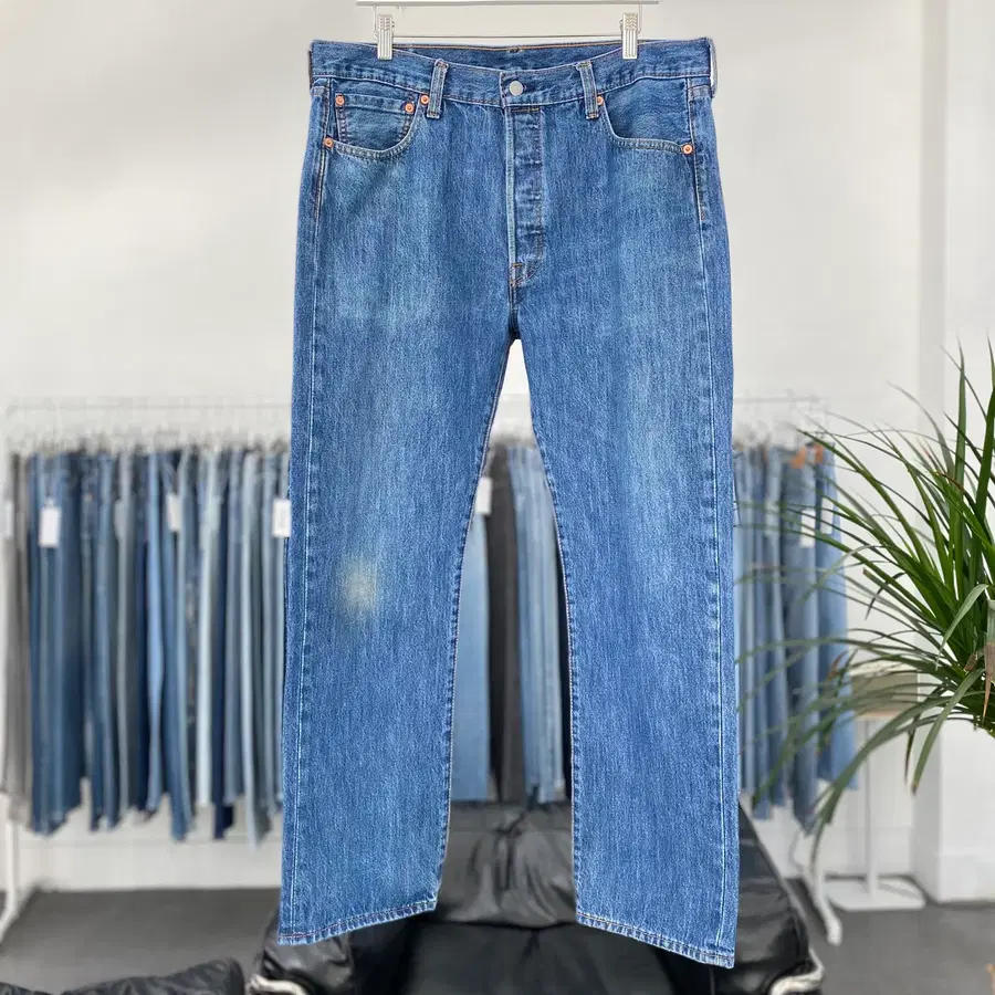 리바이스501 Straight Fit 00s 35사이즈 a6583