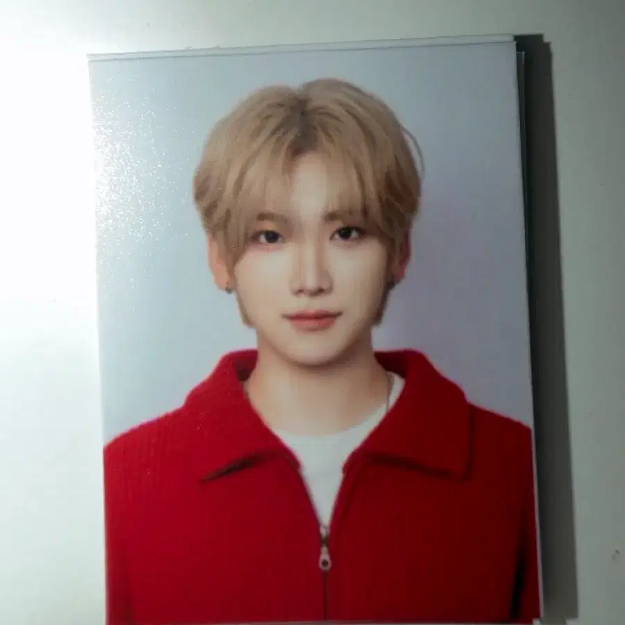 앤팀 유마 증명사진 비공굿