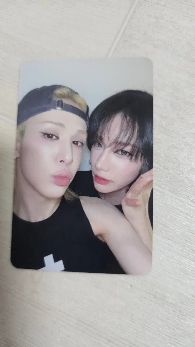 엑스러브 xlov 애플뮤직 유닛 미공포 루이 우무티