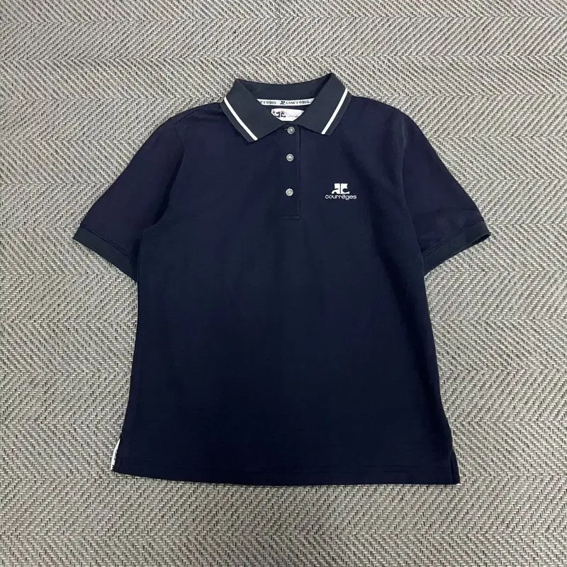 꾸레쥬 스몰로고 pk 티셔츠 v5753