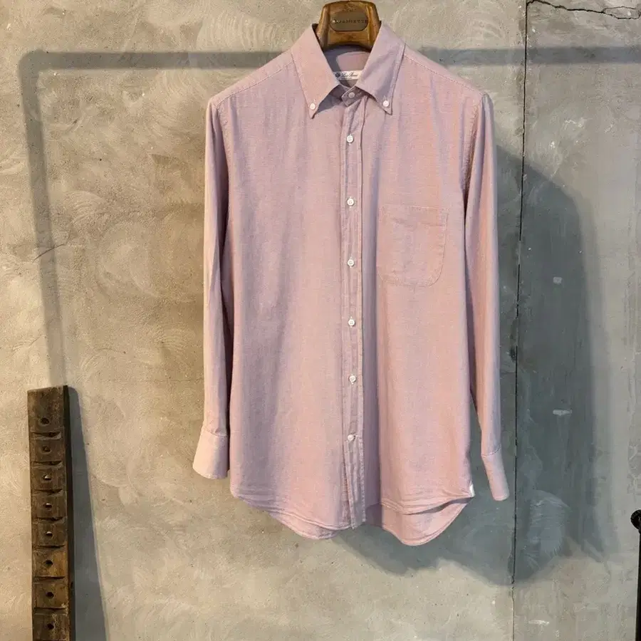 로로피아나 드레스셔츠 남성100
