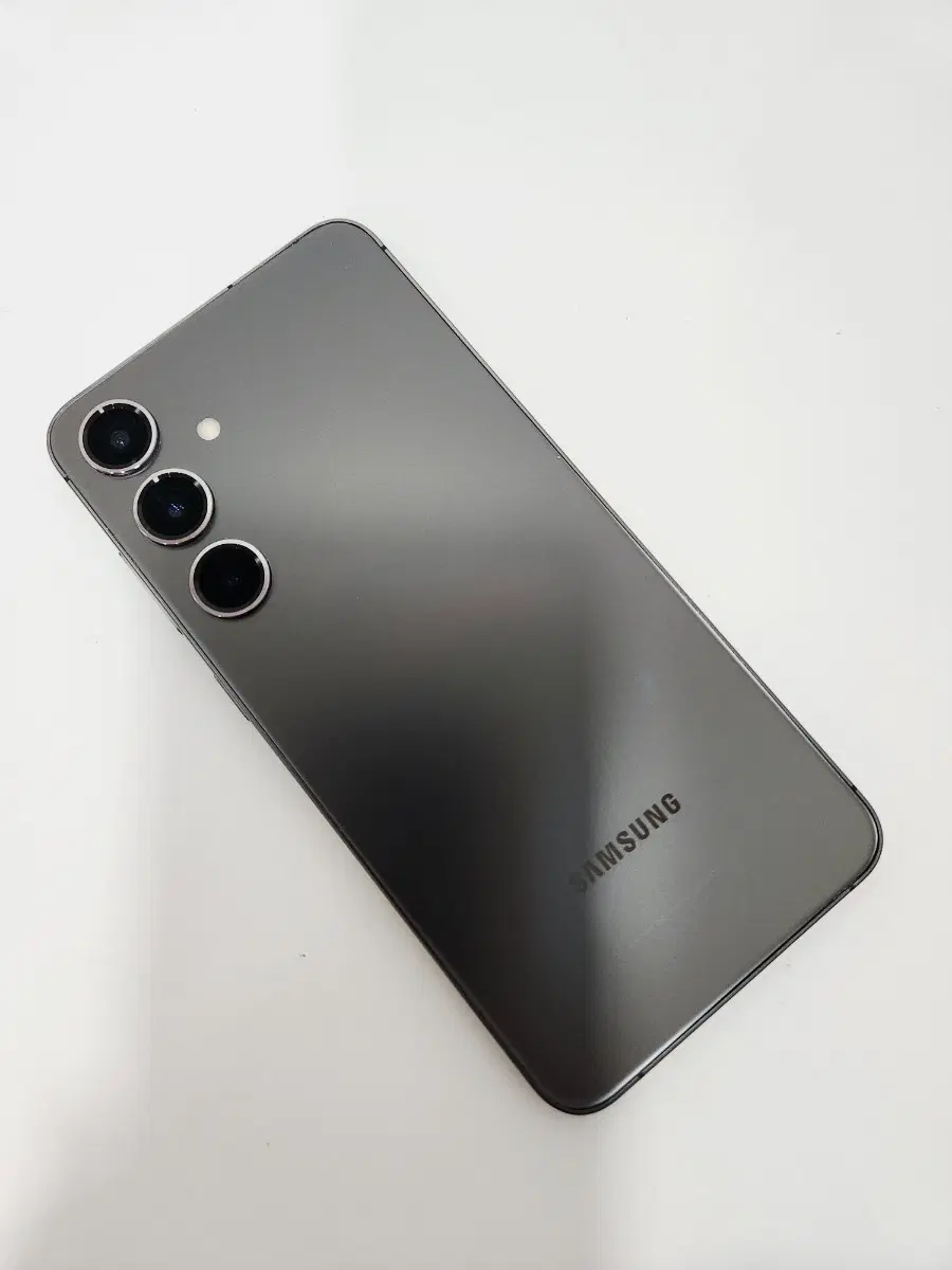 특A급 갤럭시 S24플러스 512GB 블랙 무잔상 대구중고폰 부산중고폰 광주중고폰 서울중고폰 구미중고폰 천안중고폰 영천중고폰 군포중고폰 포항중고폰