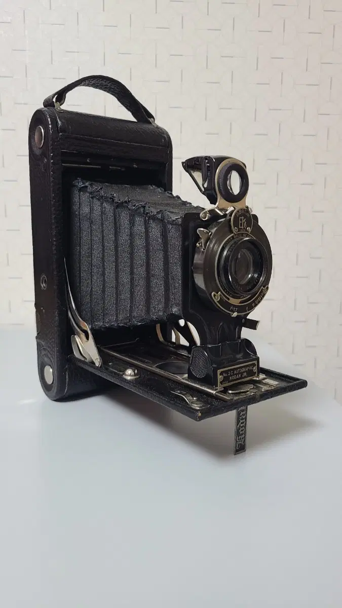 Kodak No. 2-C Autographic Kodak Jr. (100년 넘은 폴딩 카메라)