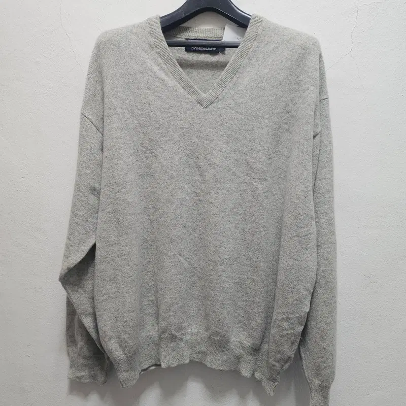 POLO 캐시미어 브이넥 니트 100/105  공용 J5962