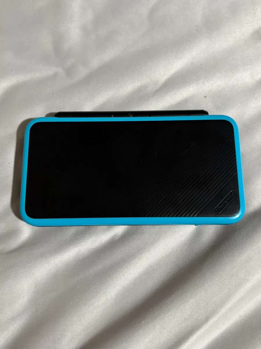 닌텐도2ds xl 블랙색상 판매합니다