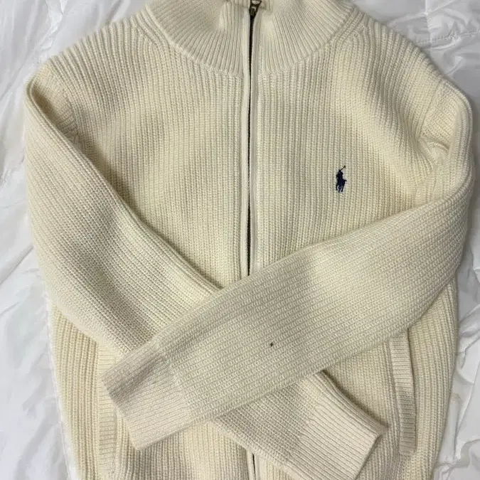 폴로니트 polo