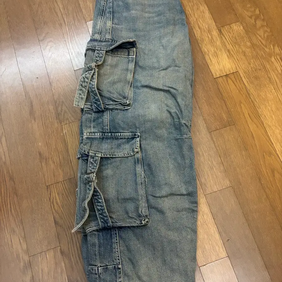 자라 워싱 데님 카고 팬츠