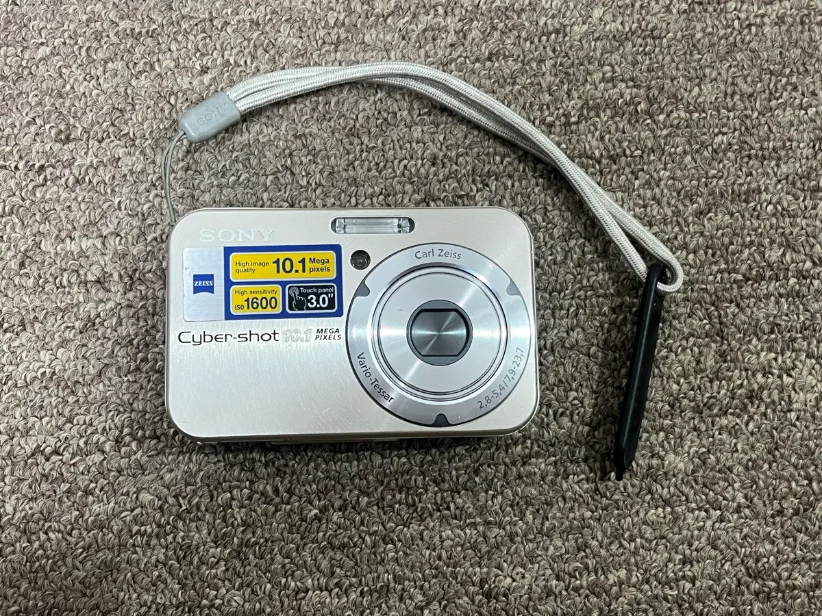 소니 사이버샷 DSC-N2 실버 빈티지 디카 -정품 4GB 메모리,충전기 포함