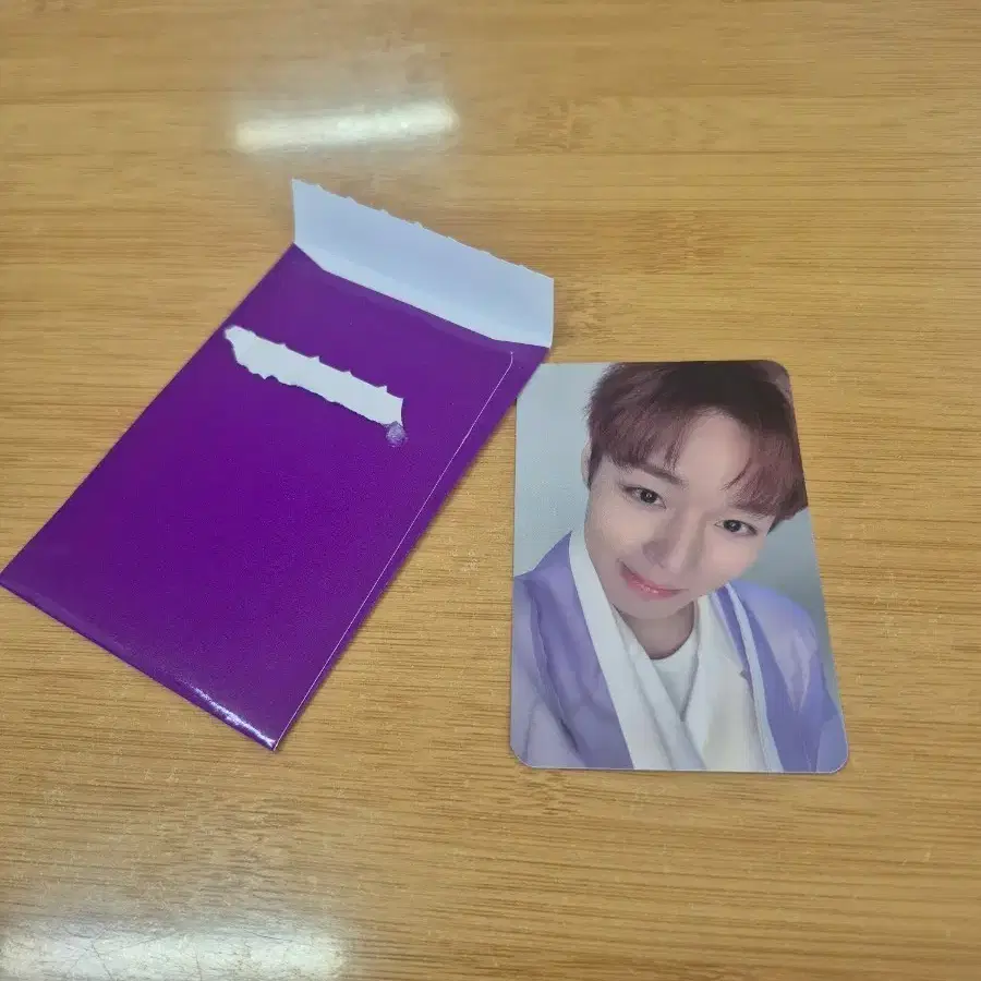 더벤티 박지훈 포카