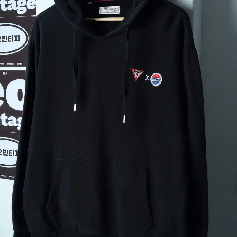 (L-XL) 게스 후드티셔츠 펩시 협업 한정판 블랙-H39737