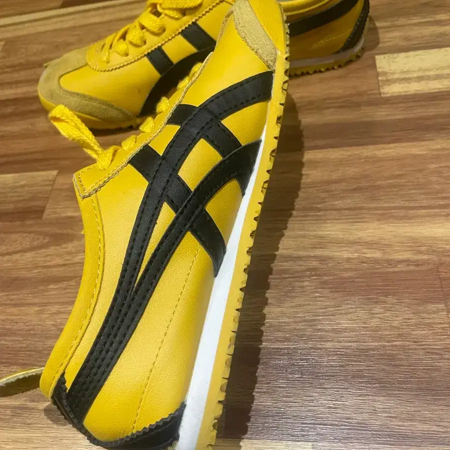 오니츠카타이거 멕시코66
