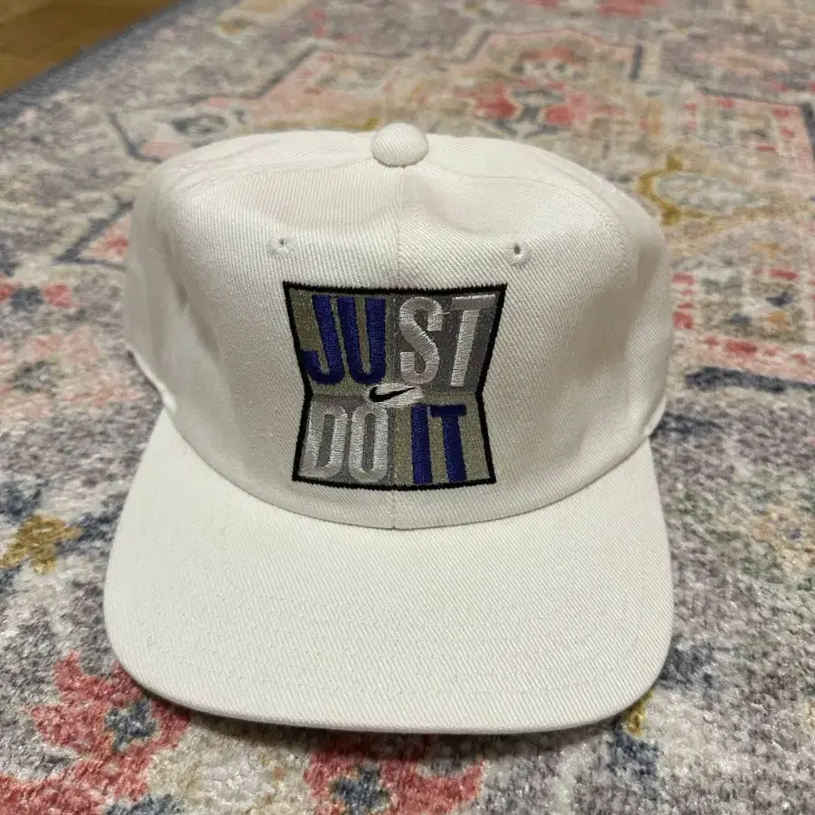 90s nike ball cap dead stock