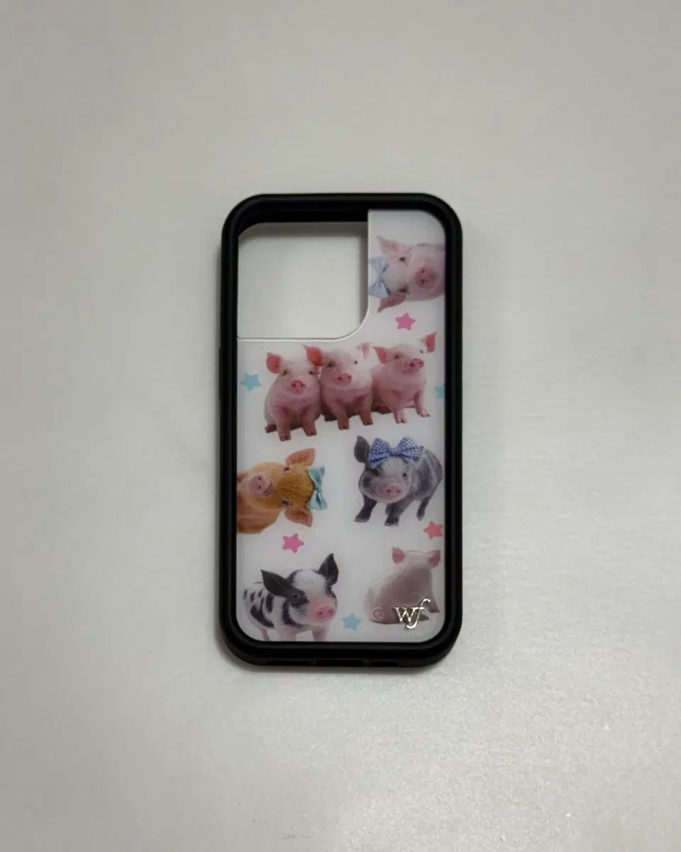 [정품] 와일드플라워 아이폰 16pro 케이스 (Little Piggies)