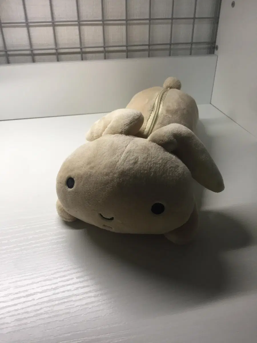 유리 토끼인형 필통 판매