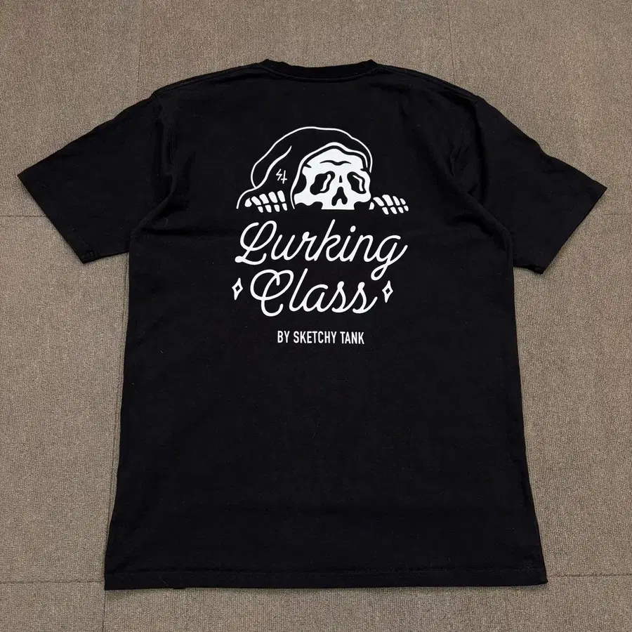 Lurking Class by Sketchy Tank 백프린팅 티셔츠