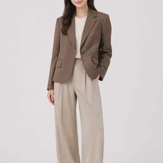 여55/라인 22FW 베이지 크롭 블레이저