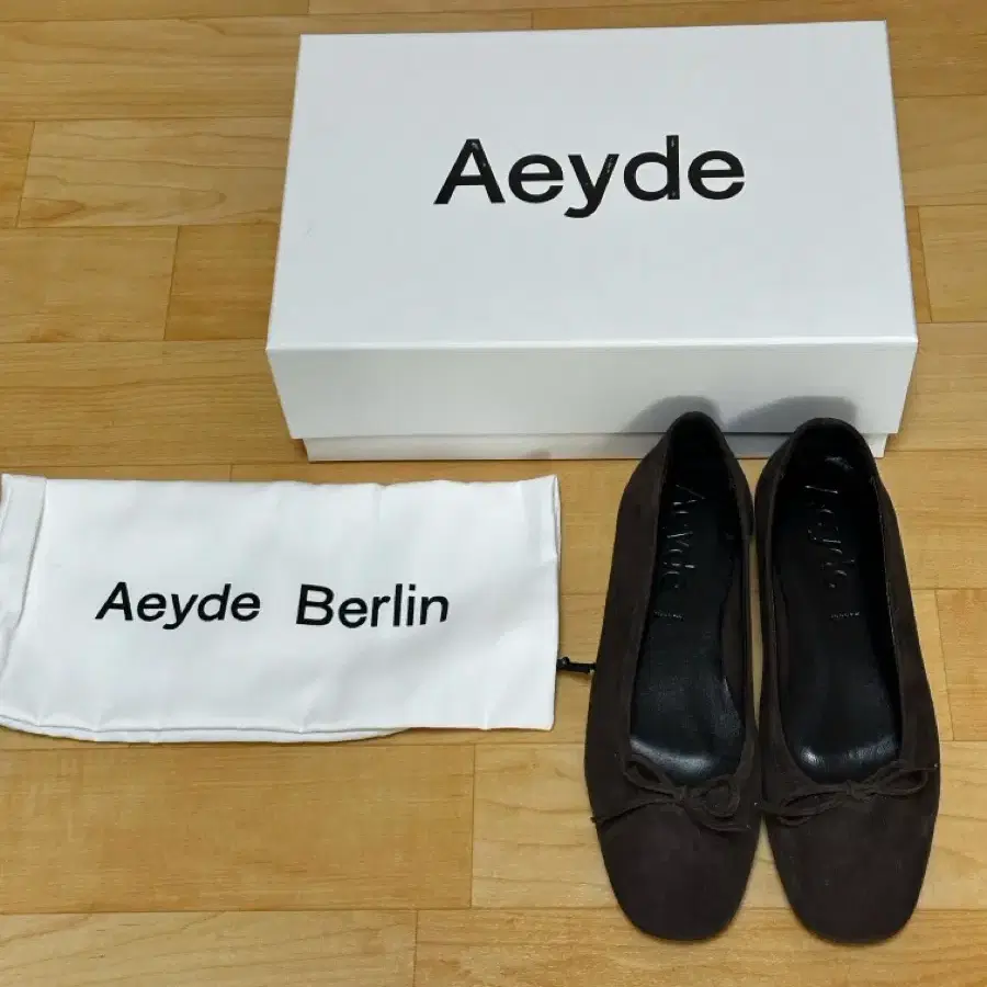 Aeyde 아이데 플랫슈즈 made in Italy